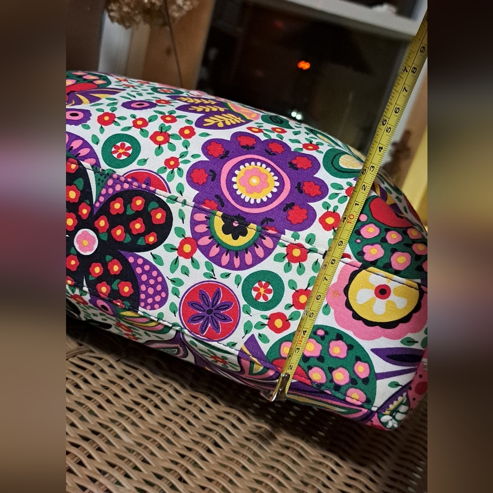 Vera Bradley Viva La Vera Floral Patterned Women's Bag. Bright Colors. - Picture 11 of 14